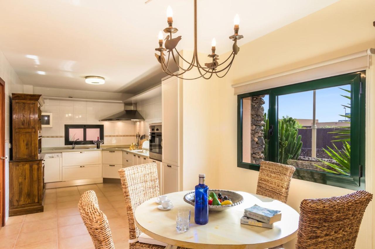 Villa Vista Montana By Villa Plus كوراليهو المظهر الخارجي الصورة